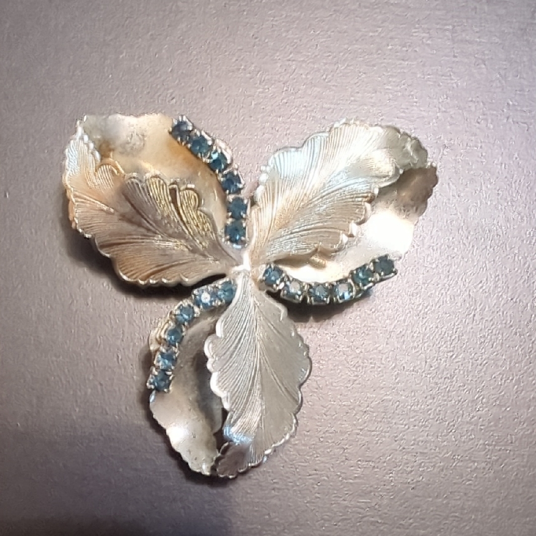 Elegant Silver And Blue Leaf Brooch